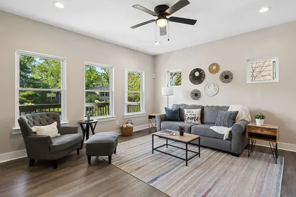 3112 Greggwood Dr, Nashville, TN 37207