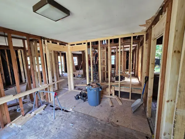 309 Crestview Dr, Hopkinsville, KY 42240