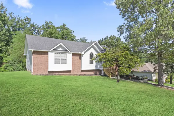 5819 Riley Rd, Ooltewah, TN 37363