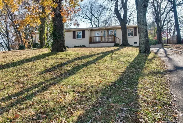 126 Tallwood Dr, Nashville, TN 37211