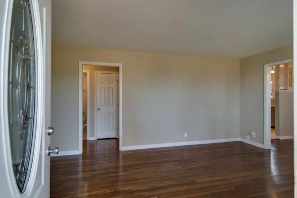 126 Tallwood Dr, Nashville, TN 37211