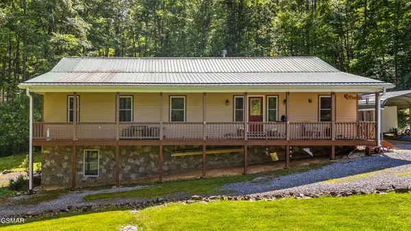 1878 Omaha Road, Del Rio, TN 37727