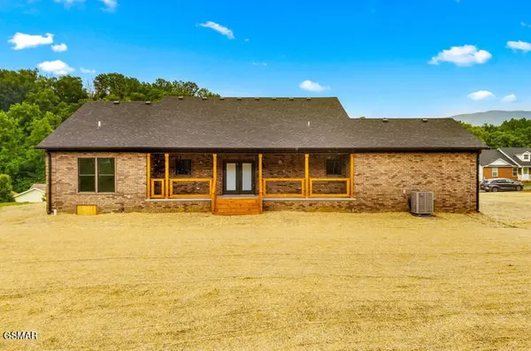 249 Buttercup Fields, Newport, TN 37821