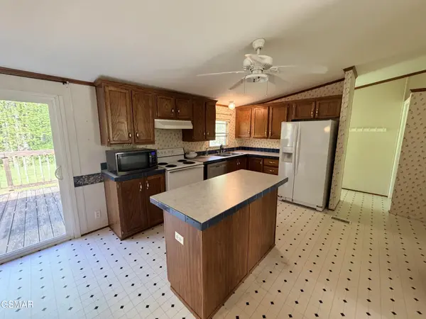 1187 Tennessee 107, Del Rio, TN 37727