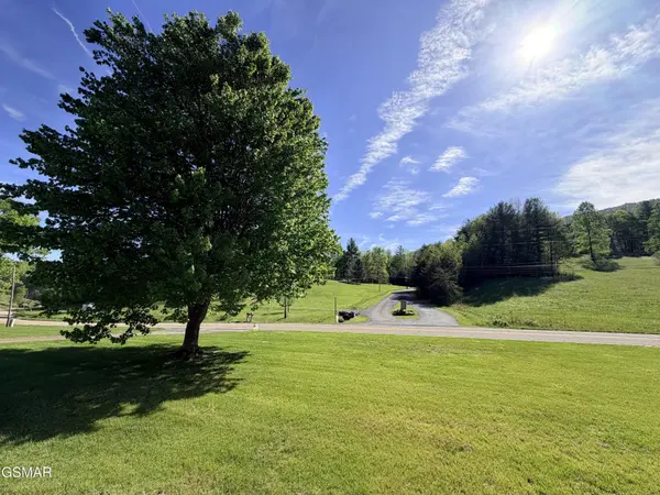 1187 Tennessee 107, Del Rio, TN 37727