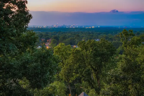 5937 Woodland Hills Dr, Nashville, TN 37211