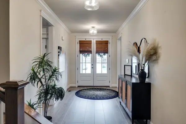 260 Valley Bend Dr, Nashville, TN 37214
