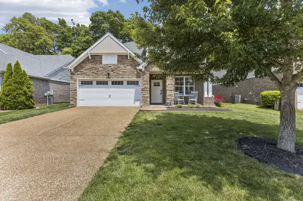 744 Bench Ln, Mount Juliet, TN 37122