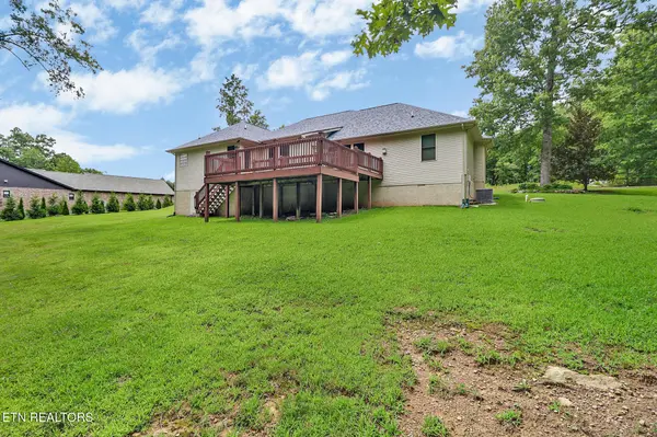 564 Cumberland View Drive, Crossville, TN 38571