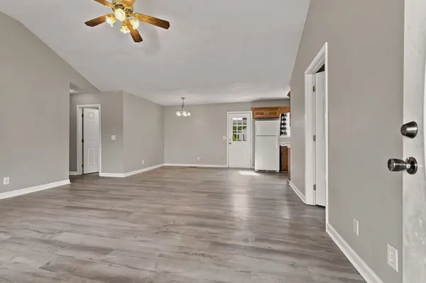 109 Anna Ln, Shelbyville, TN 37160