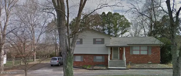 136 Farlow Drive, Knoxville, TN 37934
