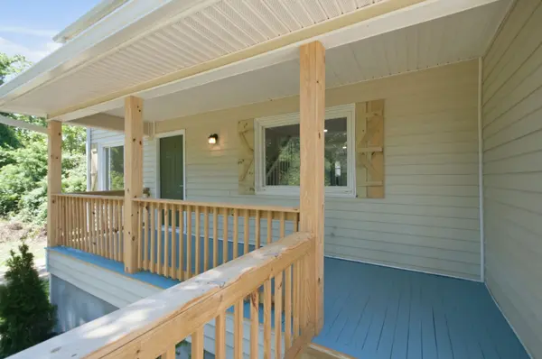 550 Central Ave, White Bluff, TN 37187