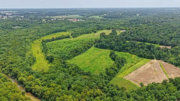973 Coyote Ridge Rd, Cadiz, KY 42211