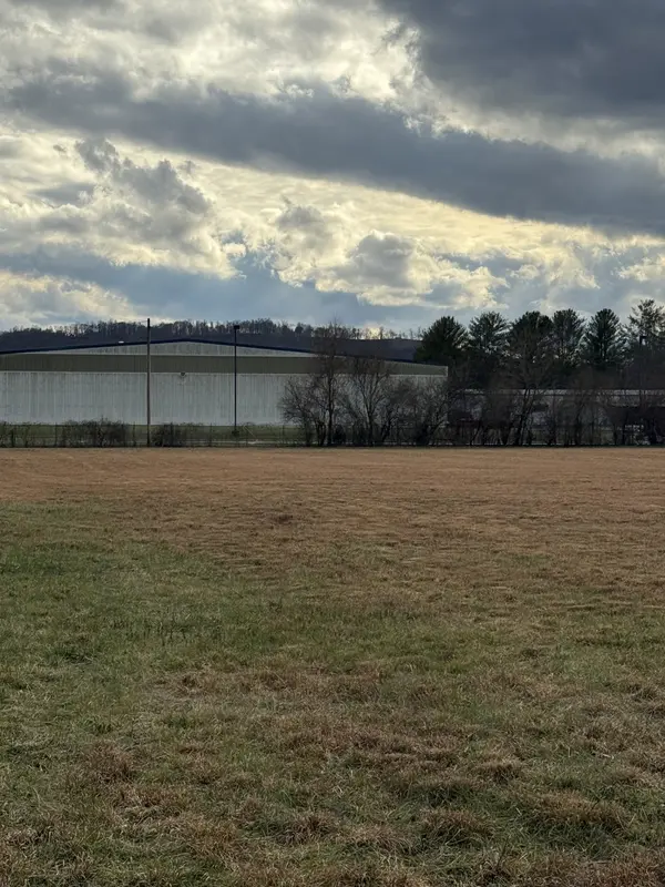 0 North Grundy Quarles Hwy, Gainesboro, TN 38562