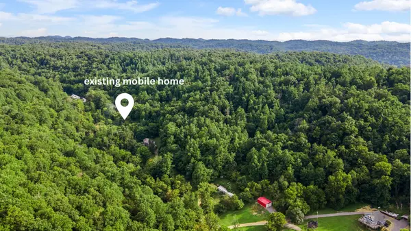600 Leath Chapel Rd, Bethpage, TN 37022