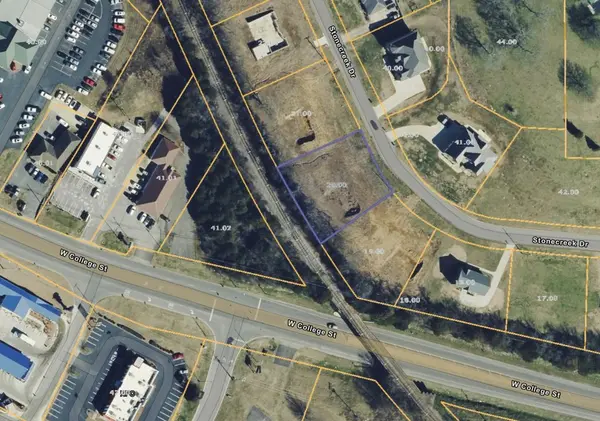 119 Stonecreek Dr, Pulaski, TN 38478