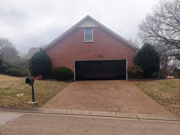 12 Brookstone Pl, Jackson, TN 38305