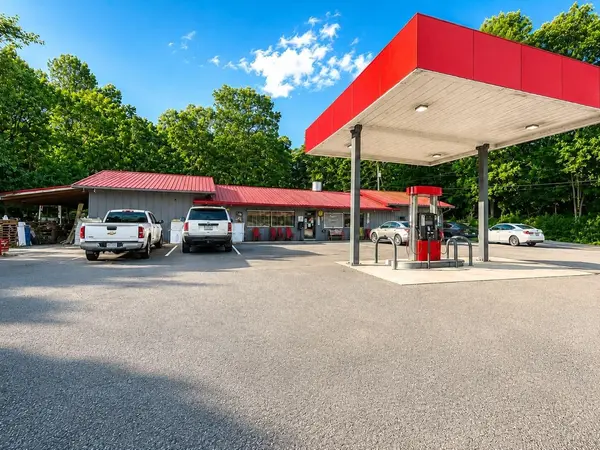 6718 Tennessee 304, Ten Mile, TN 37880