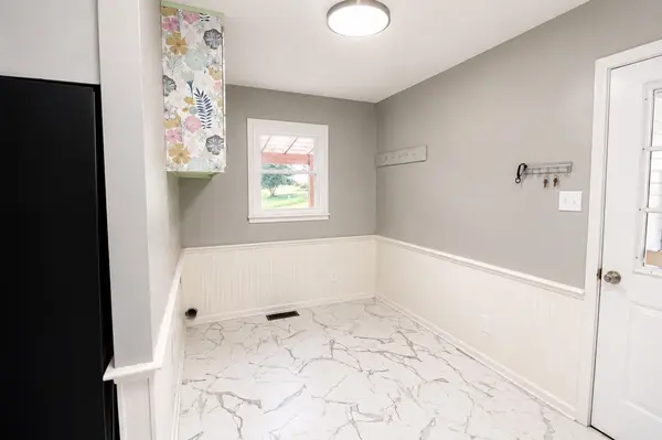 64 Ash St, Lexington, TN 38351
