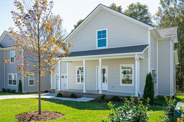 1028 Sycamore Ridge East, Burns, TN 37029