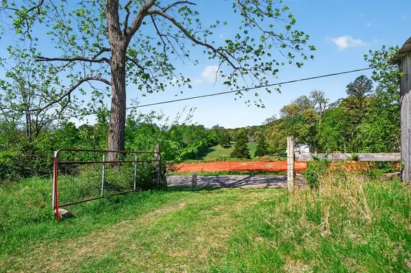 515 Jericho Rd, Quebeck, TN 38579