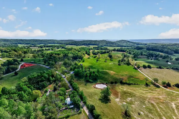 515 Jericho Rd, Quebeck, TN 38579