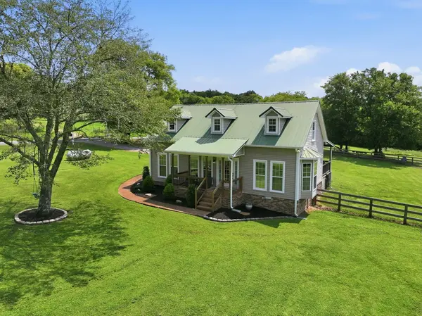 2350 Knob Creek Rd, Columbia, TN 38401