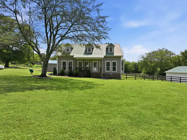 2350 Knob Creek Rd, Columbia, TN 38401