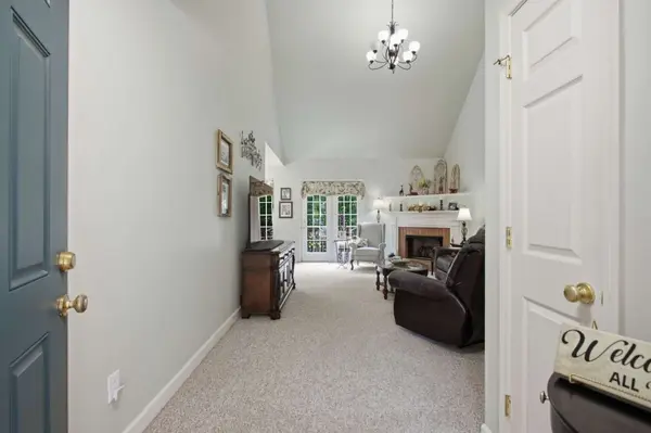 1042 Watauga Ct, Thompsons Station, TN 37179