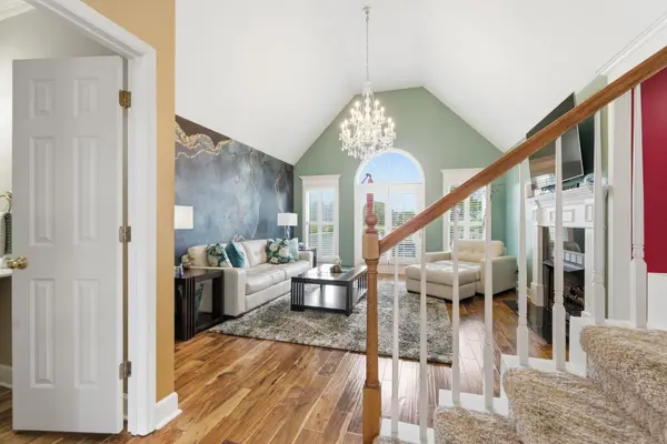 203 Black Hawk Way, Murfreesboro, TN 37127