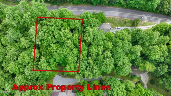 6 Covemont Lane, Sevierville, TN 37862