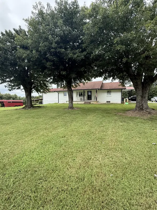 1487 Boyd Rd, Lafayette, TN 37083