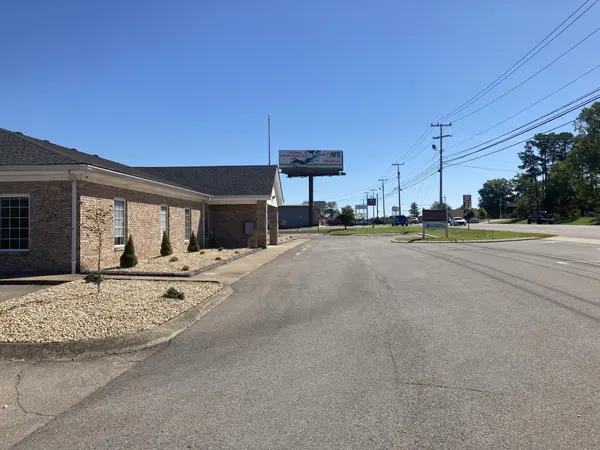 2543 Madison St #108, Clarksville, TN 37043