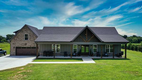 237 Burns Rd, Shelbyville, TN 37160