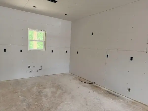 185 HARDIN RD, Savannah, TN 38372