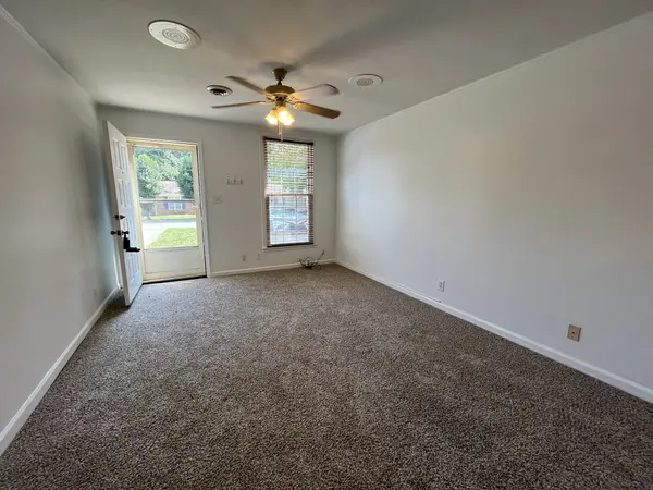 3089 Woody Ln, Clarksville, TN 37043