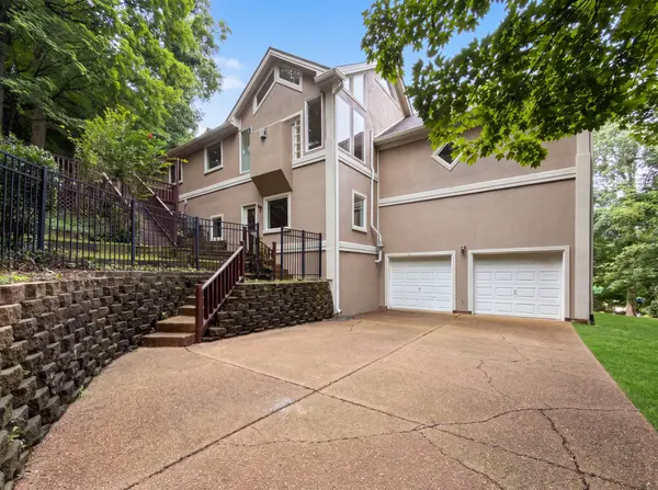7030 Willowick Dr, Brentwood, TN 37027