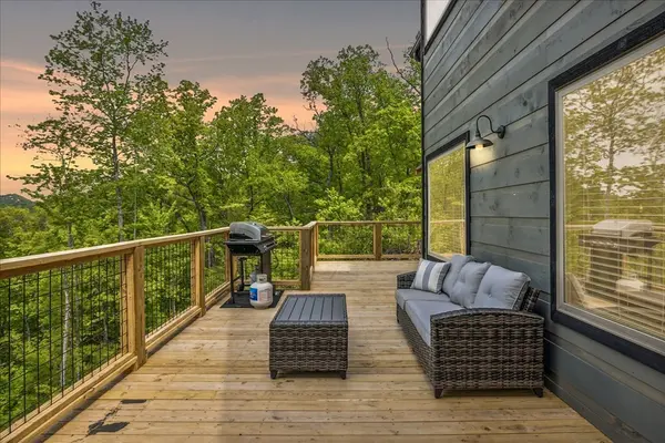 2829 Red Sky Drive, Sevierville, TN 37862