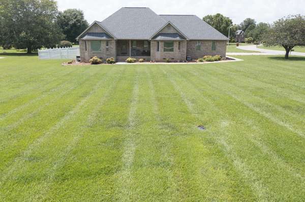345 Franklin Heights Dr, Winchester, TN 37398