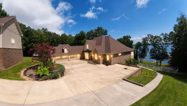 306 Red Water Dr, New Concord, KY 42076