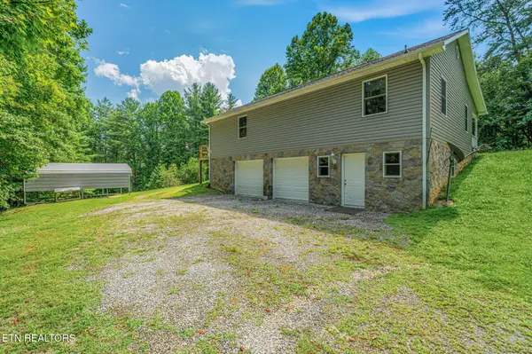 131 Pear Tree Way, Del Rio, TN 37727