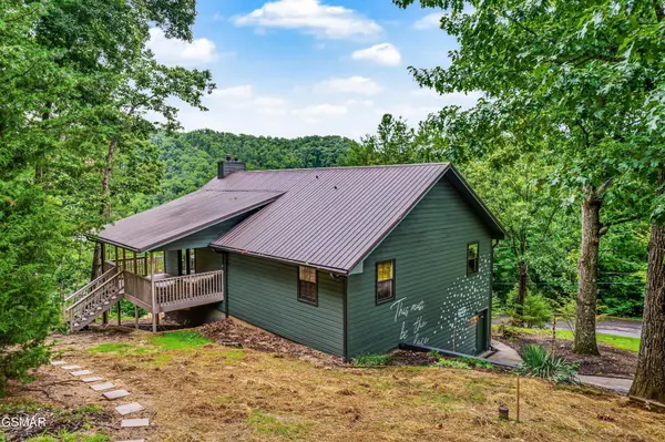2259 Spence Mountain Loop, Sevierville, TN 37876