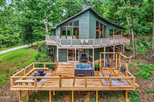 2259 Spence Mountain Loop, Sevierville, TN 37876