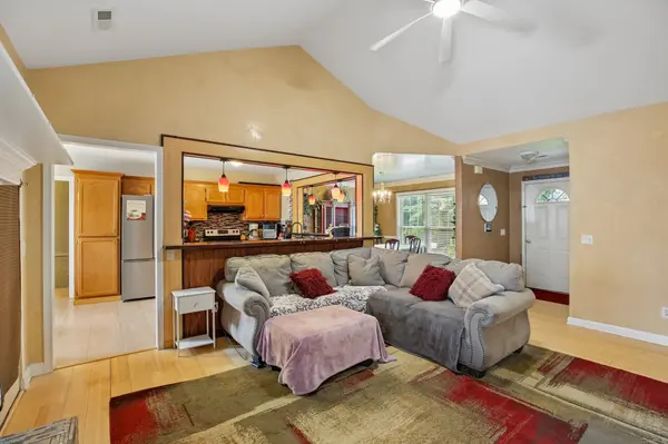 1156 Franklin Dr, Greenbrier, TN 37073