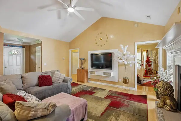 1156 Franklin Dr, Greenbrier, TN 37073