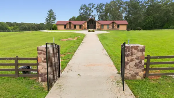 5350 Ashland City Rd, Clarksville, TN 37043