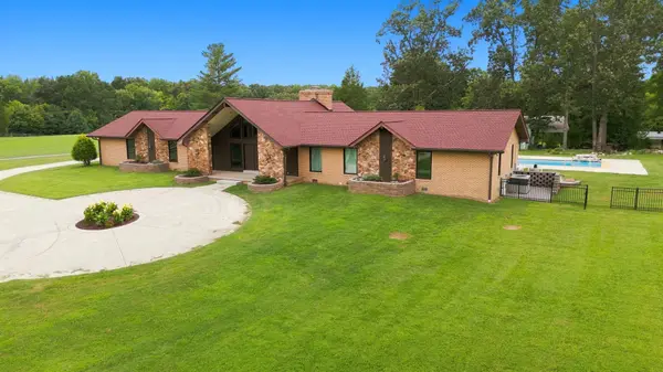 5350 Ashland City Rd, Clarksville, TN 37043