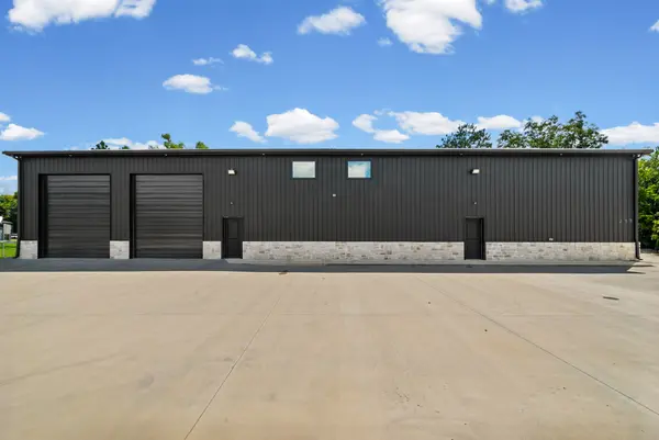 268 Industrial Dr, Clarksville, TN 37040