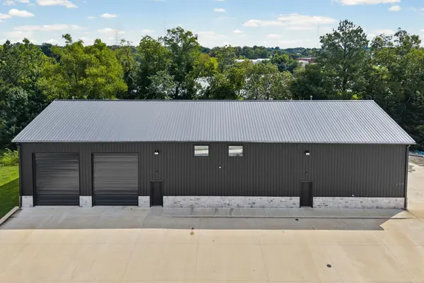 268 Industrial Dr, Clarksville, TN 37040