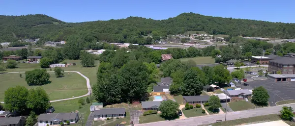 128 Jefferson Ave #W, Carthage, TN 37030
